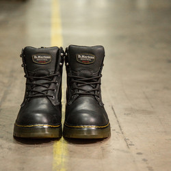 dr martens brace safety boots