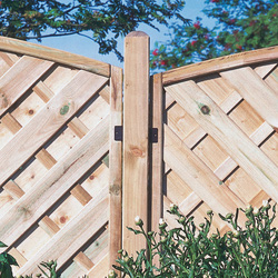 Forest Garden 6ft Ultima Fence Post 180cm(h) x 7cm(w) x 7cm(d)