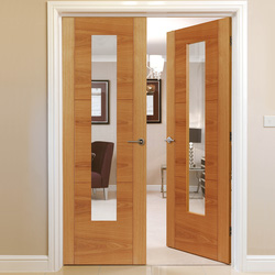 Mistral Oak Glazed Internal Door Pre-Finished 40 x 2040 x 826mm