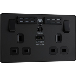 BG Evolve Matt Black (Black Ins) Wifi Extender Double Switched 13A Power Socket + 1X Usb (2.1A) 