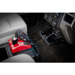 Milwaukee M12- M18 In Car Charger