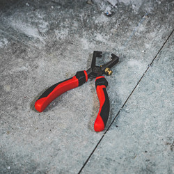 Minotaur Wire Stripping Pliers