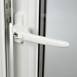 Yale PVCu Inline Lockable Window Handle