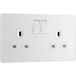 BG Evolve Pearlescent White (White Ins) Double Switched 13A Power Socket 