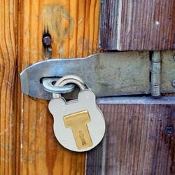 Master Lock Old English Padlock