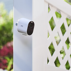 Arlo Essential Spotlight Full HD WiFi Security Camera