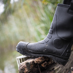 Amblers FS90 Black Safety PVC Rigger Boots