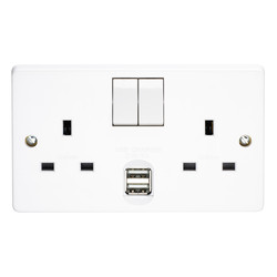 Crabtree 2G USB Switched Socket
