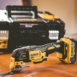 DeWalt DCS355 18V XR Brushless Multi Cutter