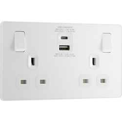 BG Evolve Pearlescent White (White Ins) Double Switched 13A Power Socket + Usb C 30W + Usba (2.1A) 