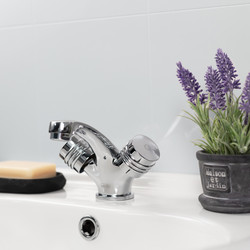 Ebb + Flo Solva Taps