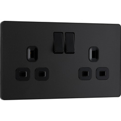 BG Evolve Matt Black (Black Ins) Double Switched 13A Power Socket 