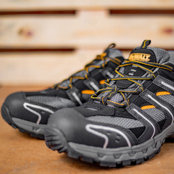 DeWalt Cutter Safety Trainers