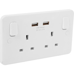 Schneider Electric Schneider Electric Lisse Switched Socket 2 Gang Double Pole with USB's - 81048 - from Toolstation
