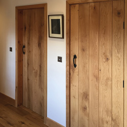 JB Kind / Rustic Oak Ledged Internal Door Unfinished