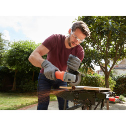 Black & Decker 710W 115mm Angle Grinder + 5 Discs