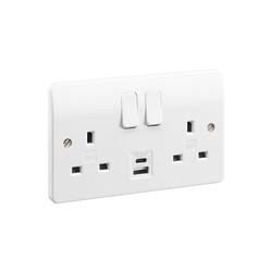 Honeywell / MK Logic Plus DP Switched Socket 2 Gang 13A 2-Port USB-A & C 30W Fast-Charge