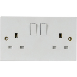 Made4Trade / Made4Trade 13A Switched Socket DP 2-Gang