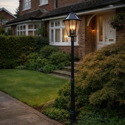 Lutec / Lutec London Solar LED Lamp Post Light 2270mm IP44 6W 300lm 2700K Black