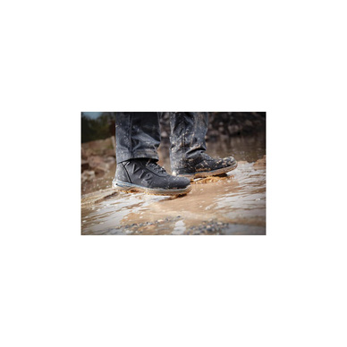 V12 Footwear