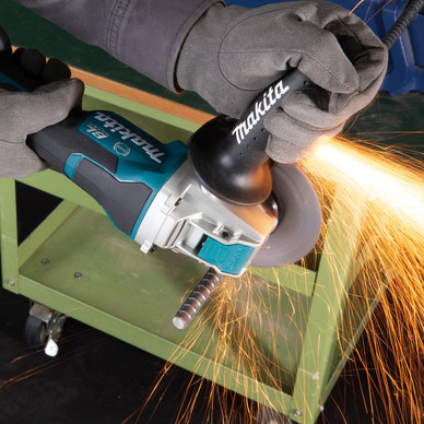 thumbnail image 2 of If You're On The Makita 18V Platform, This Cordless Angle Grinder Is A Game Changer. It's Brushless, Runs Off Your Existing Batteries, And Comes With A 5.5Ah Battery To Start. 2 of 5