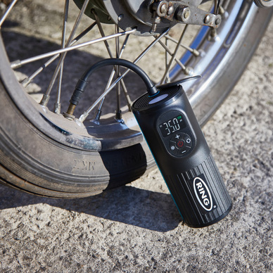 Ring Handheld Rechargeable Tyre Inflator Toolstation