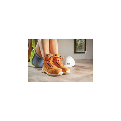 V12 Footwear
