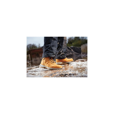 V12 Footwear