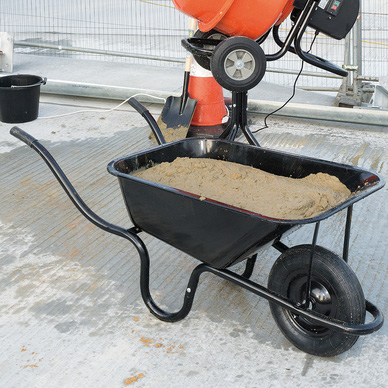 Draper Metal Tray Contractors Wheelbarrow 85L Toolstation