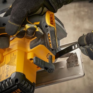 DeWalt
