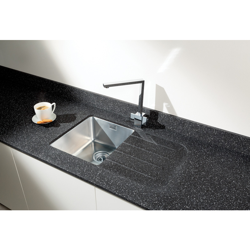 <h1>How to Fit a Kitchen Worktop</h1>