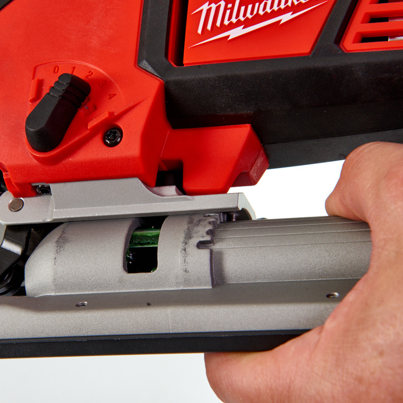 Milwaukee M18 Jigsaw 2 x 4.0Ah Toolstation