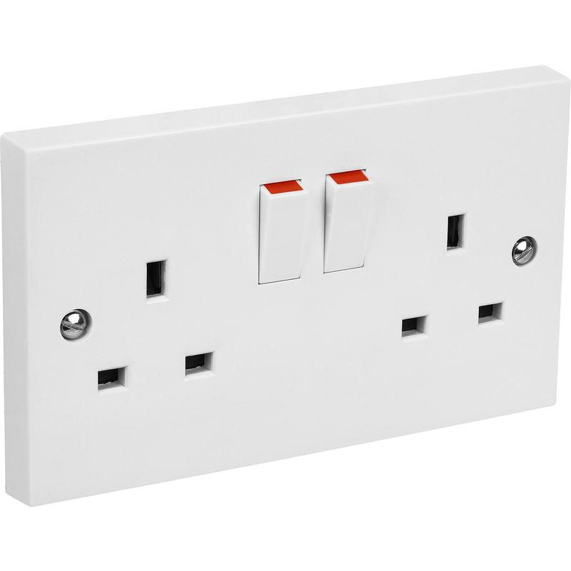 TWIN DOUBLE SWITCHED SOCKET WHITE 13AMP PLUG 2 GANG PATTRESS BOX 25MM 