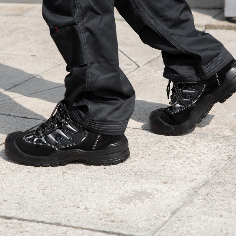 Dickies safety trainers