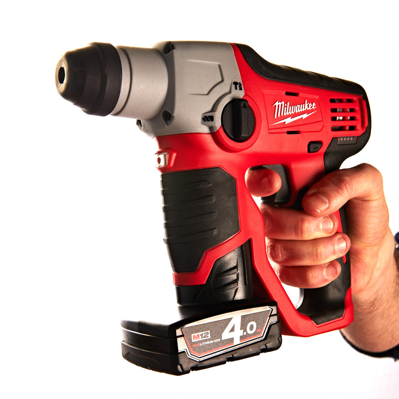 Milwaukee M12 Compact SDS 2 Mode Hammer 2 x 4.0Ah Toolstation