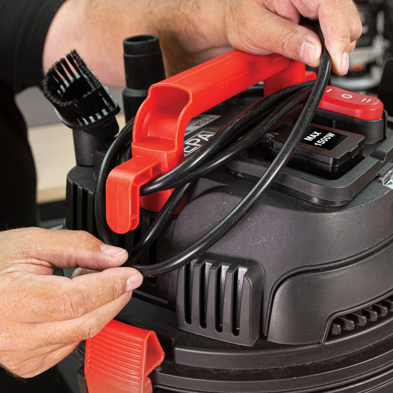 Trend T33A MClass Wet & Dry Dust Extractor 230V Toolstation