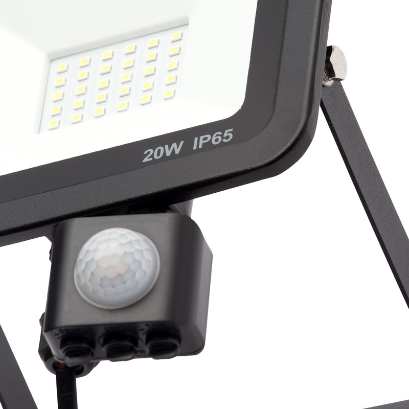 zinc led pir floodlight