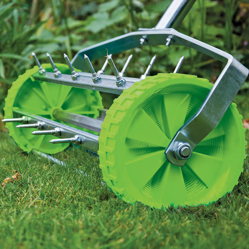 Draper Rolling Lawn Aerator Spiked Drum