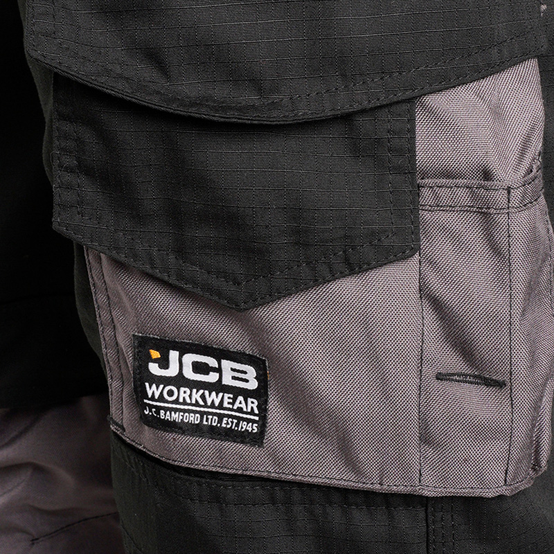 JCB Trade Cargo Pocket Trousers Black 32 R  Toolstation