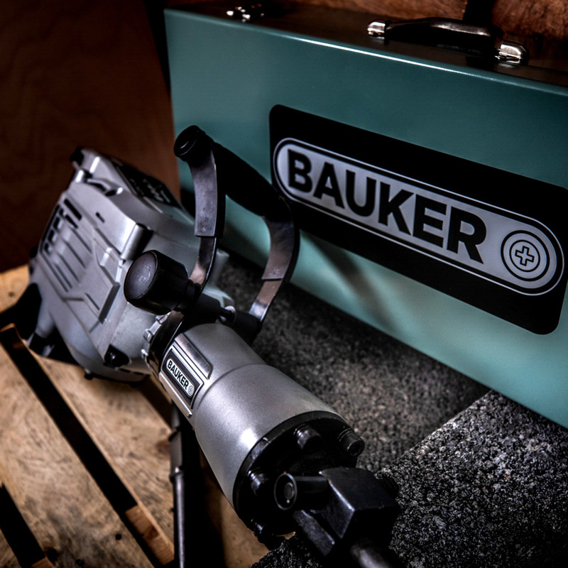 Bauker 1700W 15kg Breaker