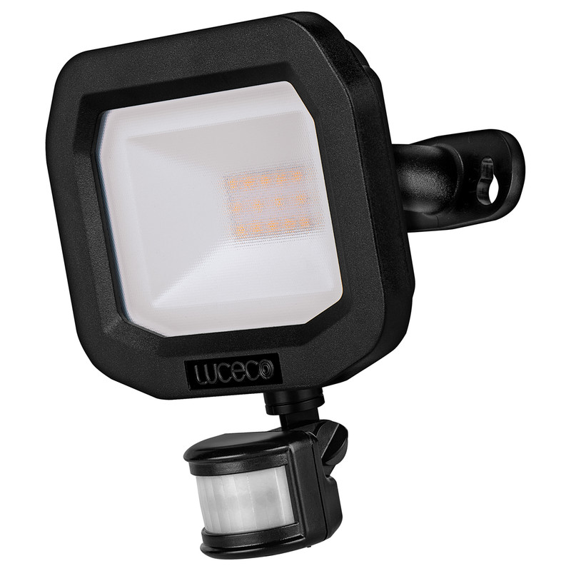 Luceco IP65 LED PIR Slimline Floodlight