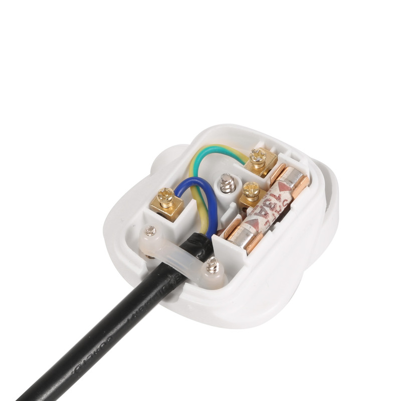 Pifco 13A 3-Pin UK Mains Plug Top – White, Childproof, Indoor Use (Pack Of 1)