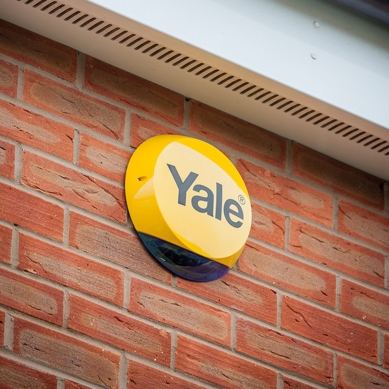 Yale Essentials Starter Alarm Kit