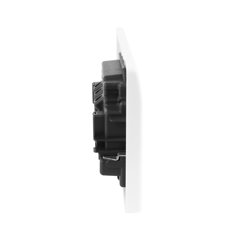 MK DP Switched Socket
