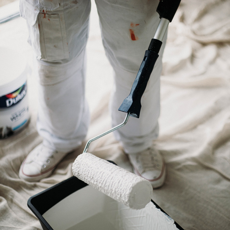 How to Store Gloss Paint