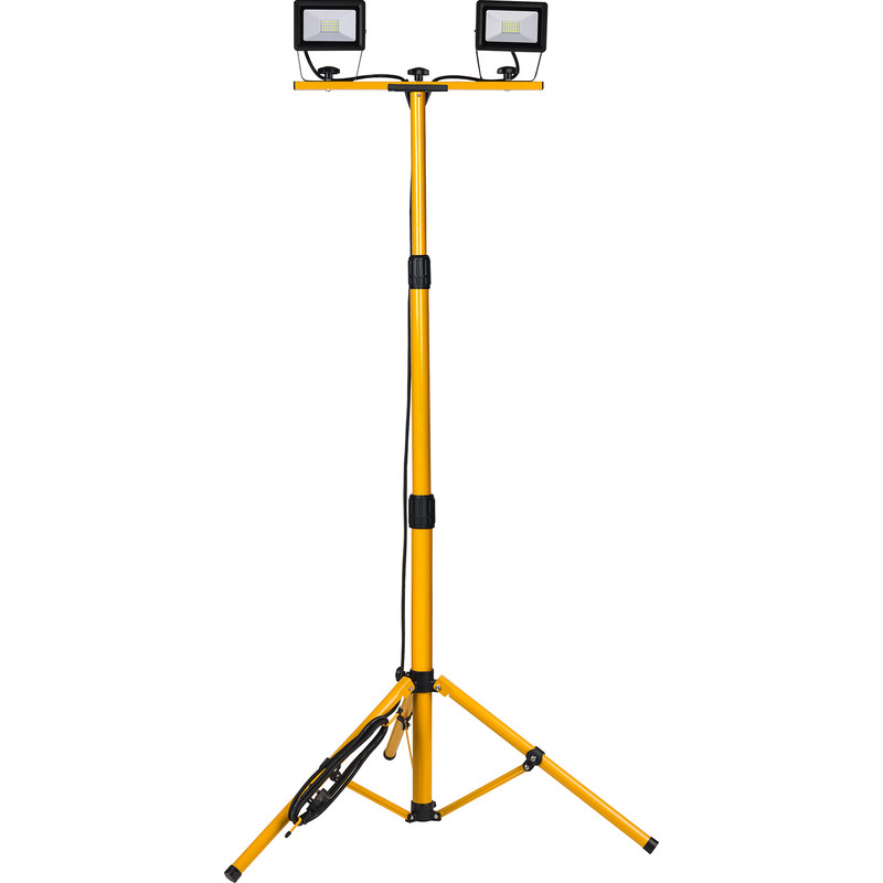 toolstation tripod light