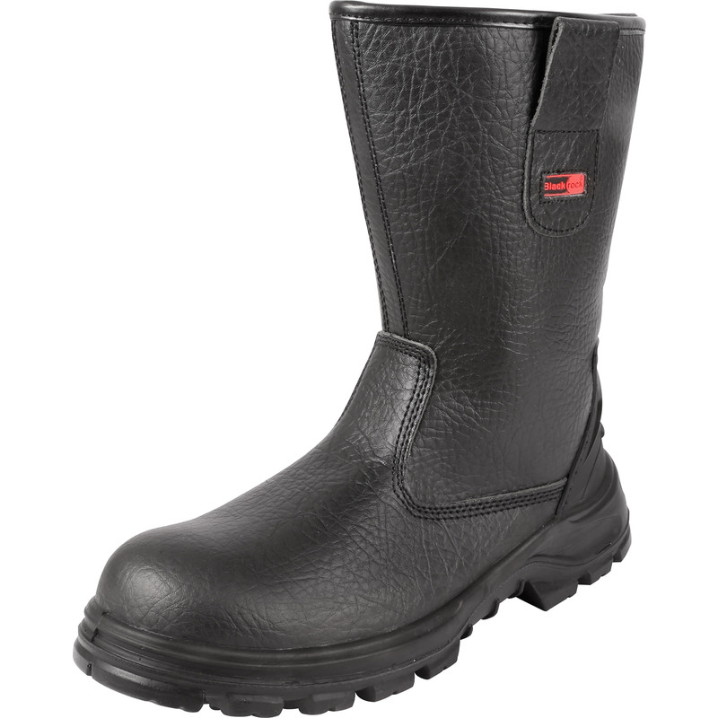 black boots size 8