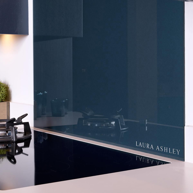 Laura Ashley Midnight Seaspray Glass Splashback 600 X 750Mm (1) Blue/Dark