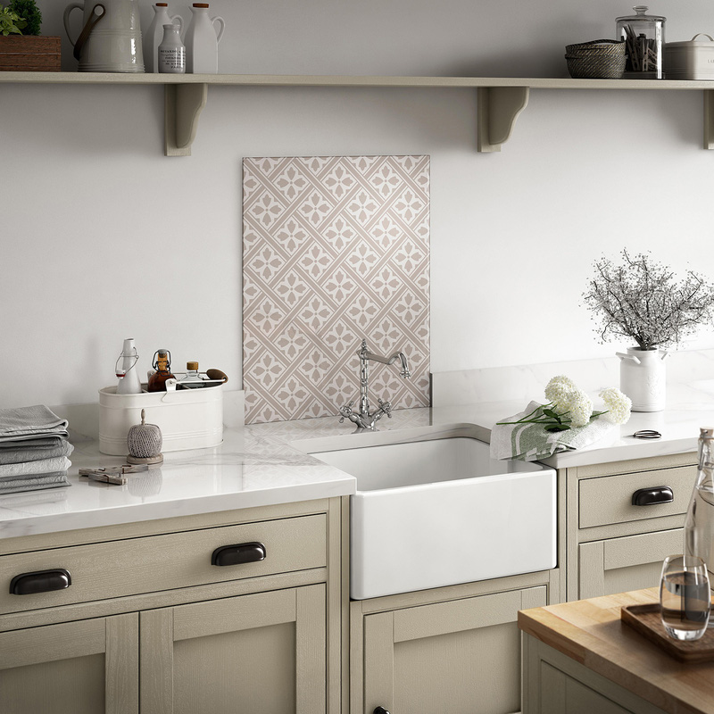 Laura Ashley Mr Jones Dove Glass Splashback 600 X 750Mm (1) In Grey